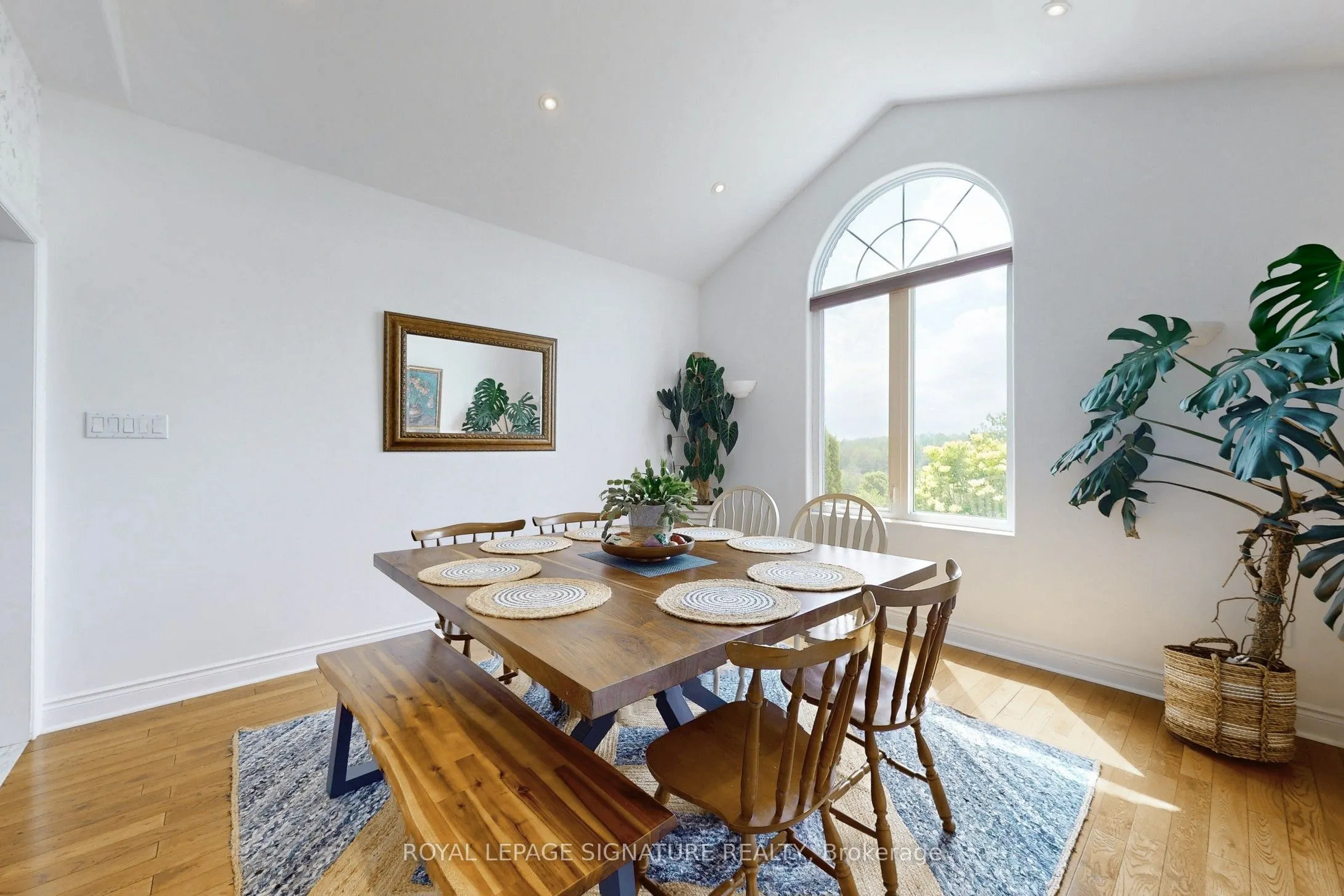 4 Concession Rd 8 E