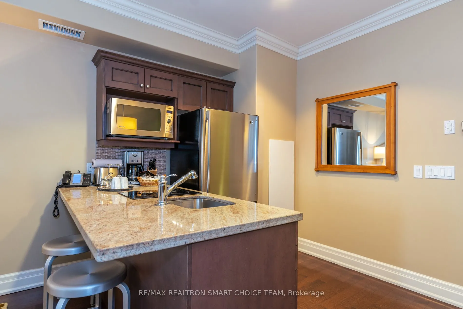 1869 Muskoka 118 Road W, #L204-C1&C2