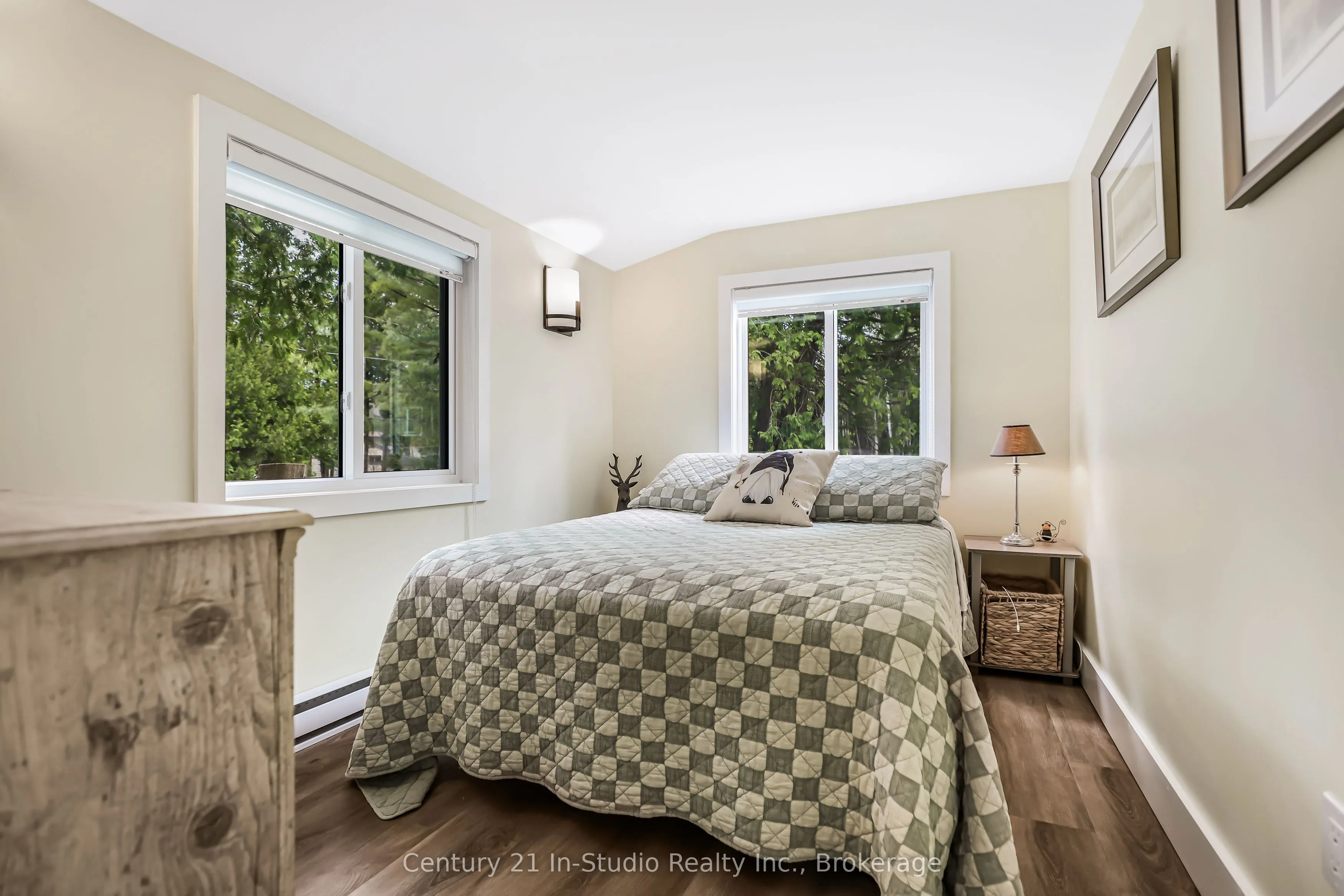 17 Cammidge Crescent