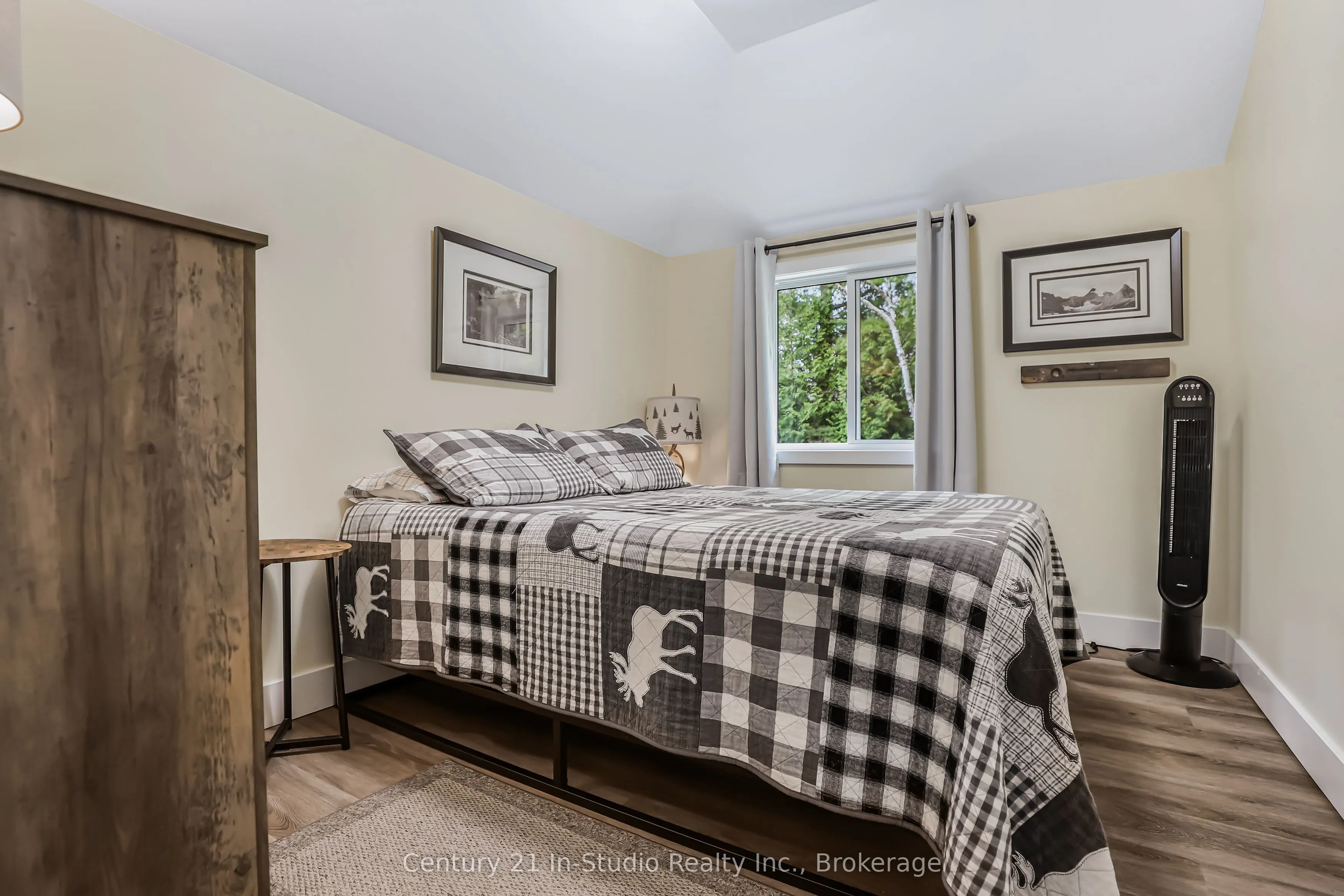 17 Cammidge Crescent