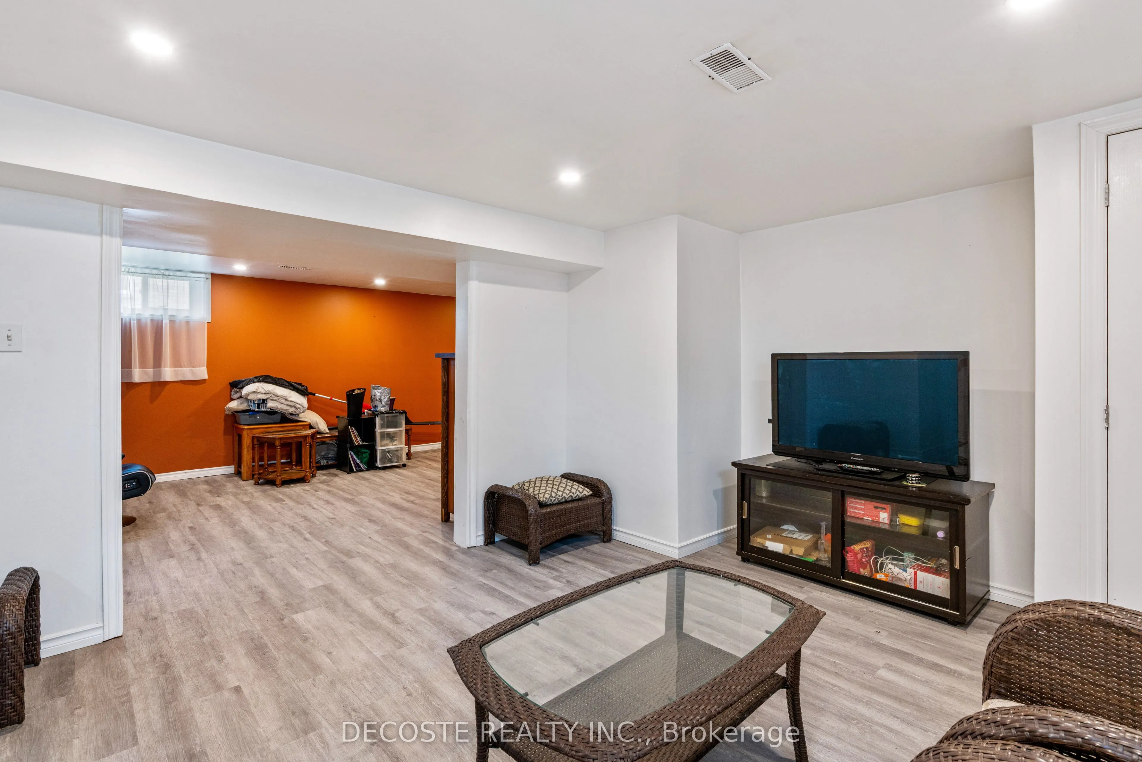 3507 Thomas Street