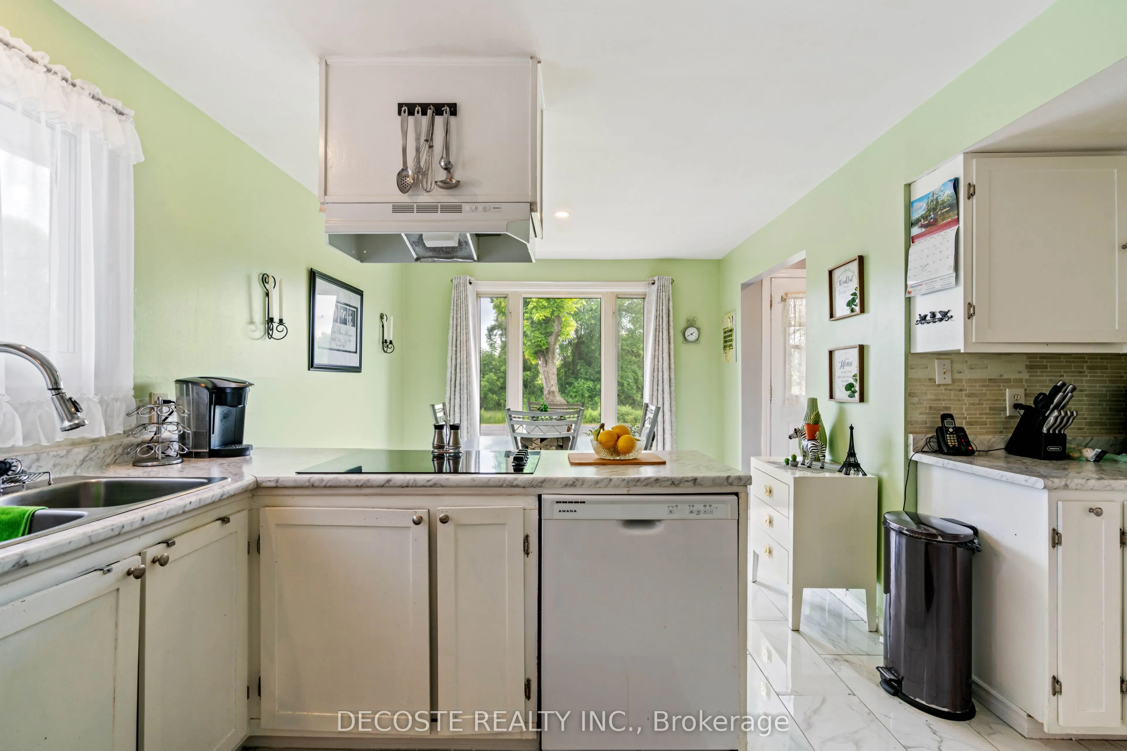 3507 Thomas Street