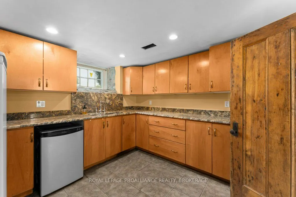 25 Curl Road