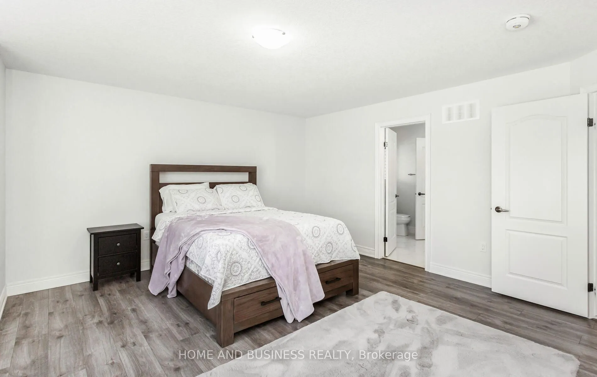 27 Deerfield Lane