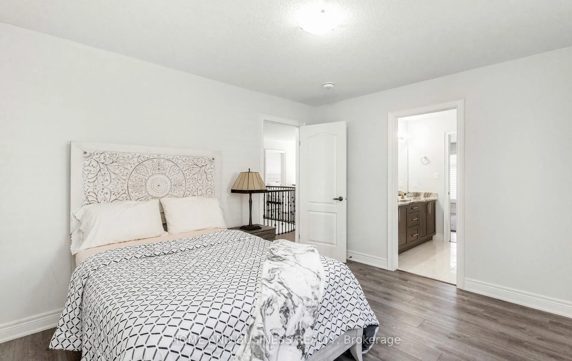 27 Deerfield Lane