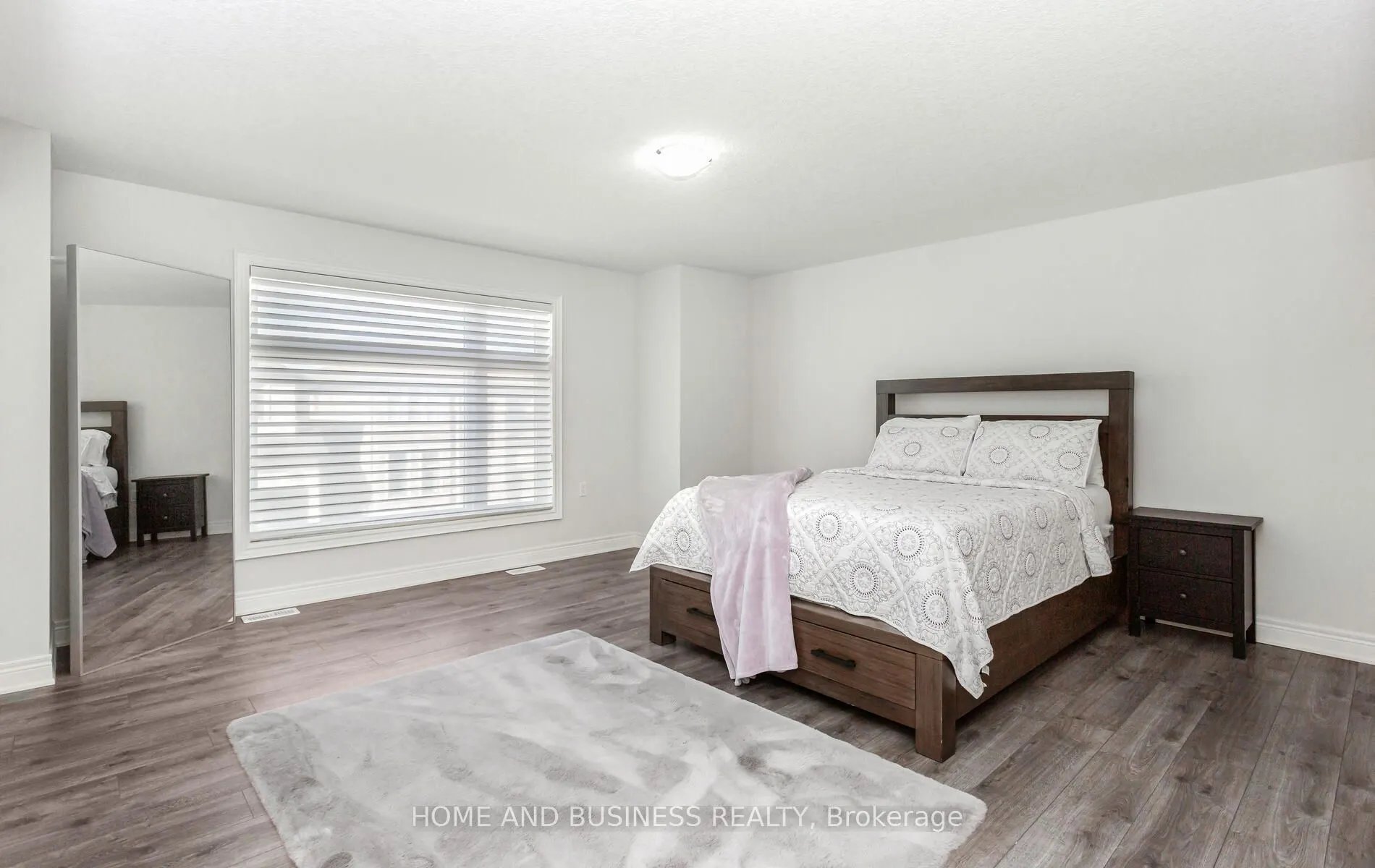 27 Deerfield Lane