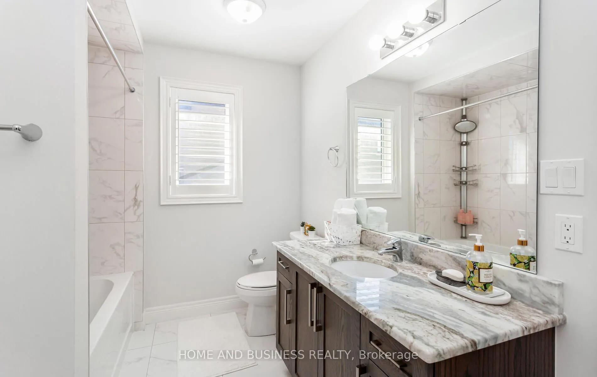 27 Deerfield Lane
