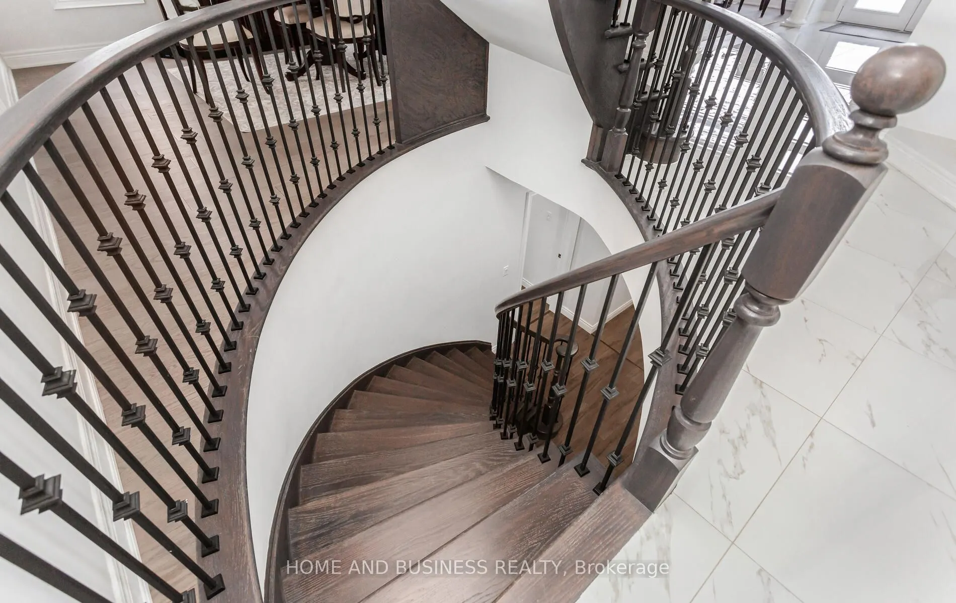 27 Deerfield Lane