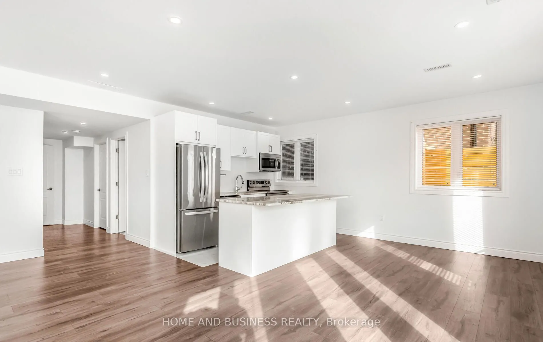 27 Deerfield Lane