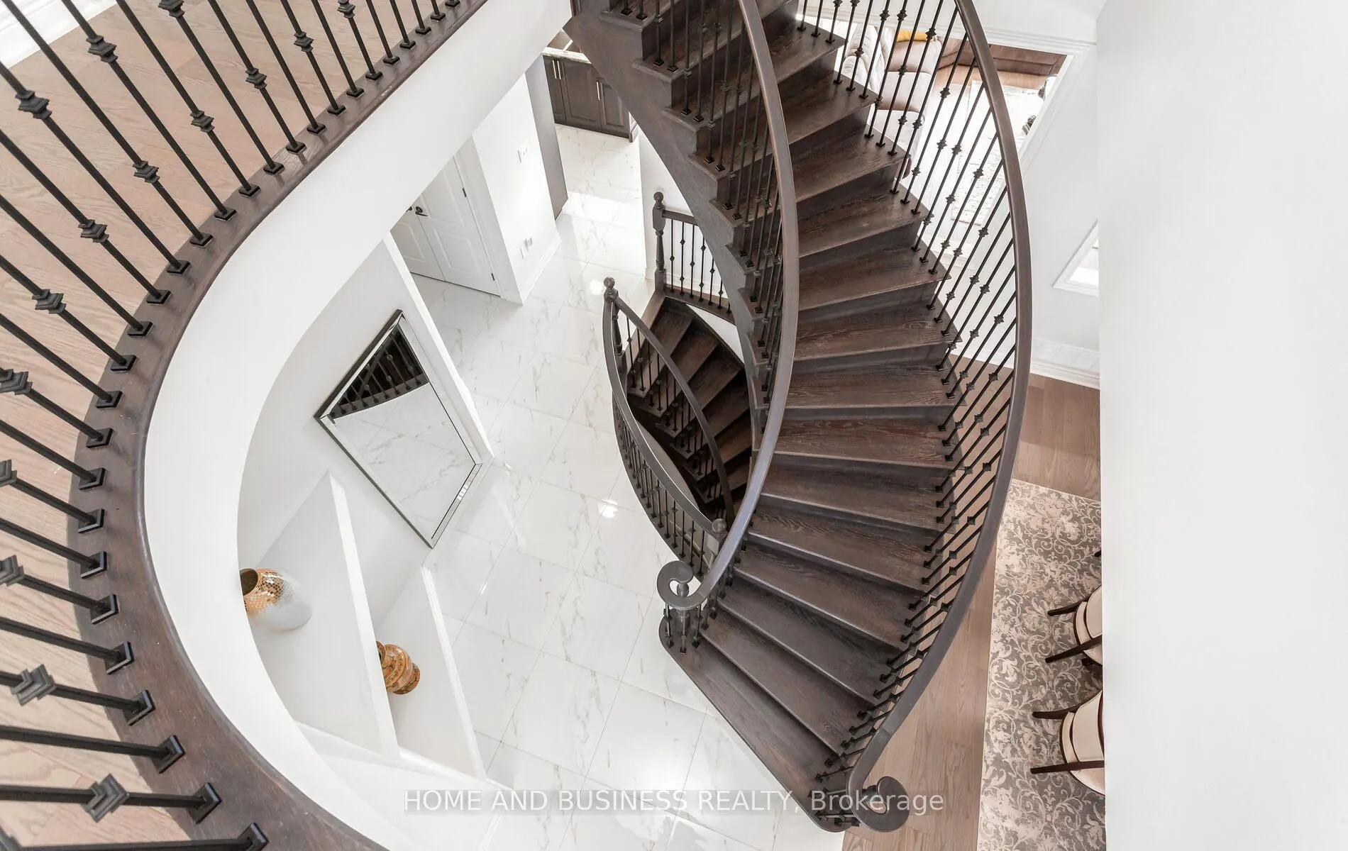 27 Deerfield Lane