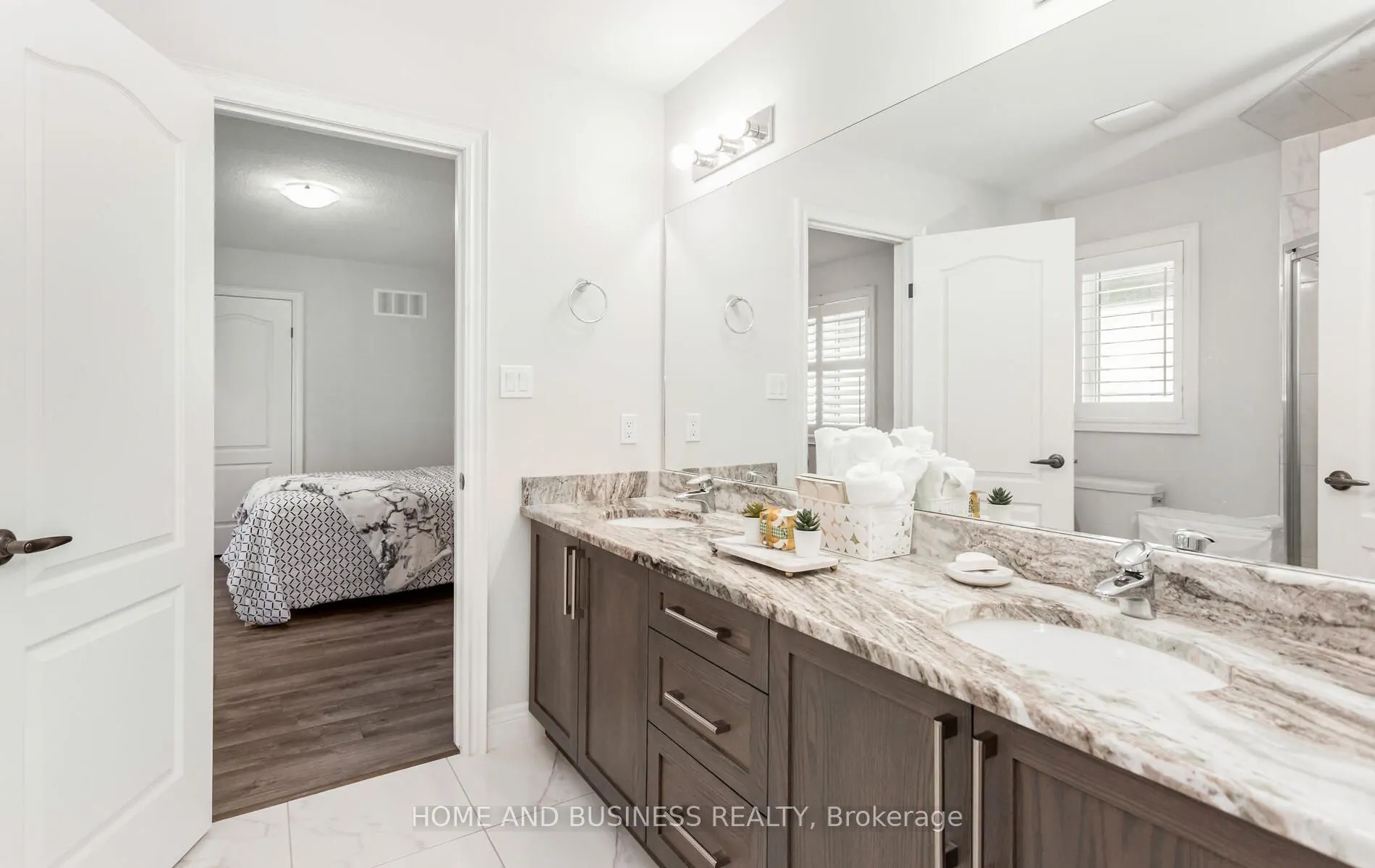 27 Deerfield Lane