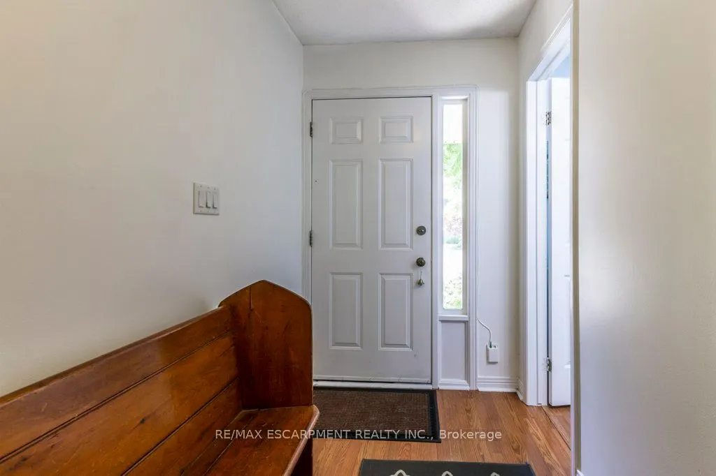109 Wilson Street W, #14