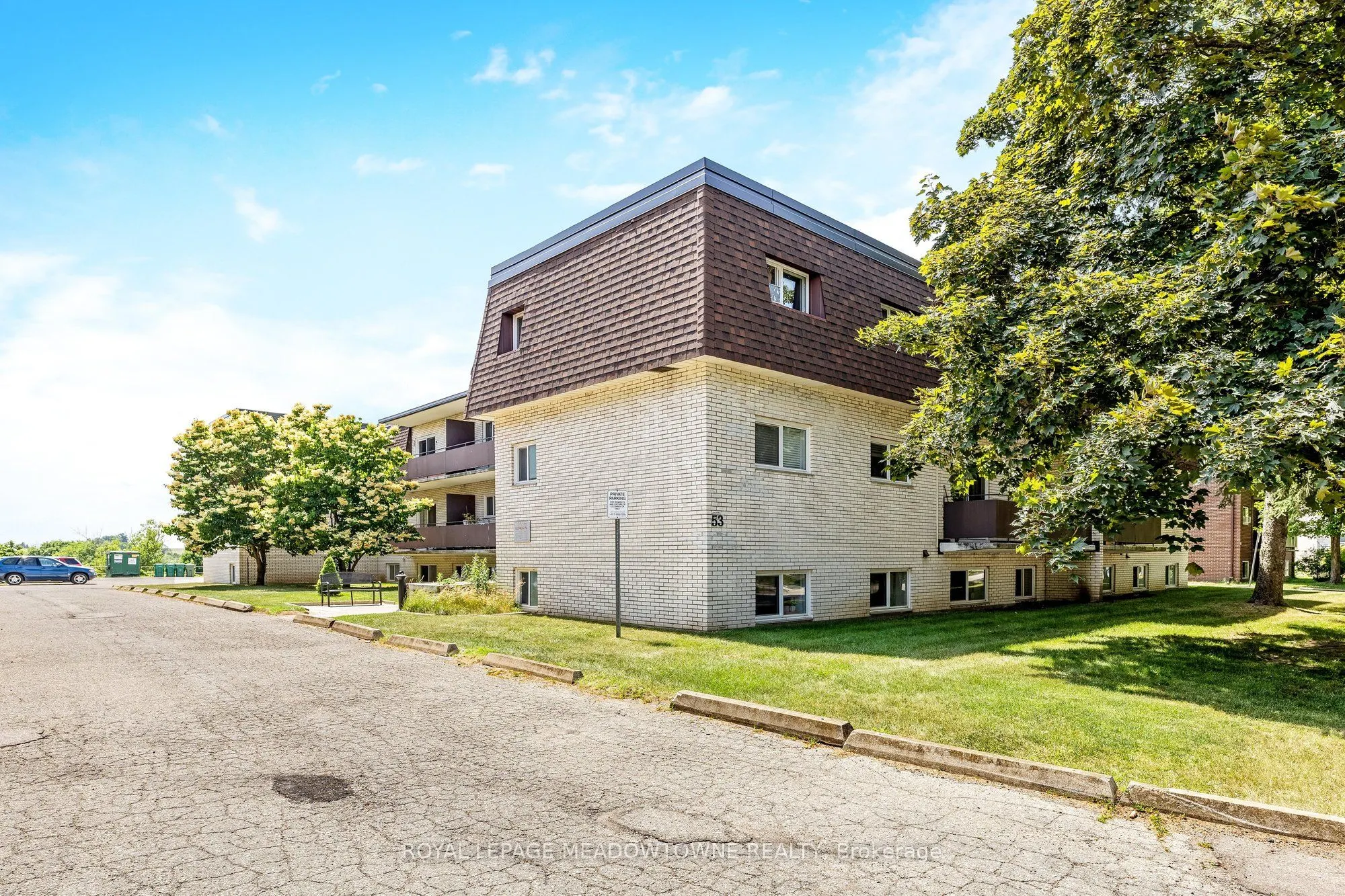 53 Conroy Crescent, #203