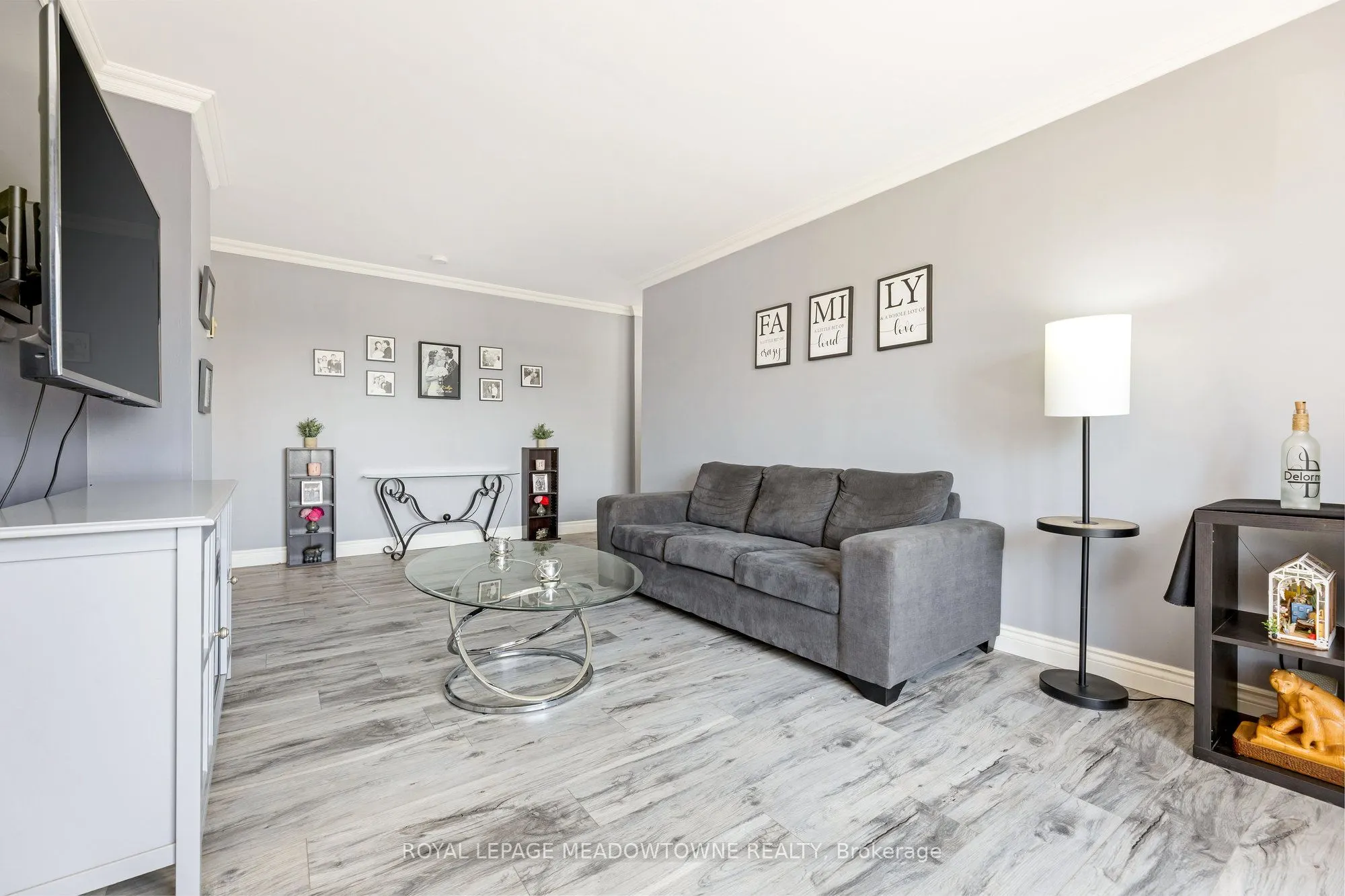 53 Conroy Crescent, #203