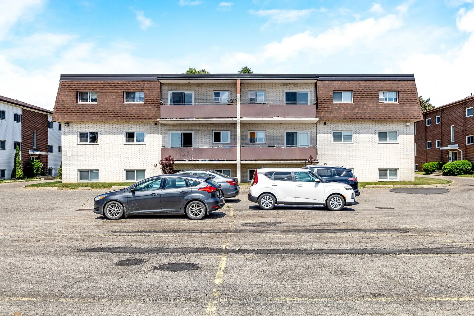 53 Conroy Crescent, #203