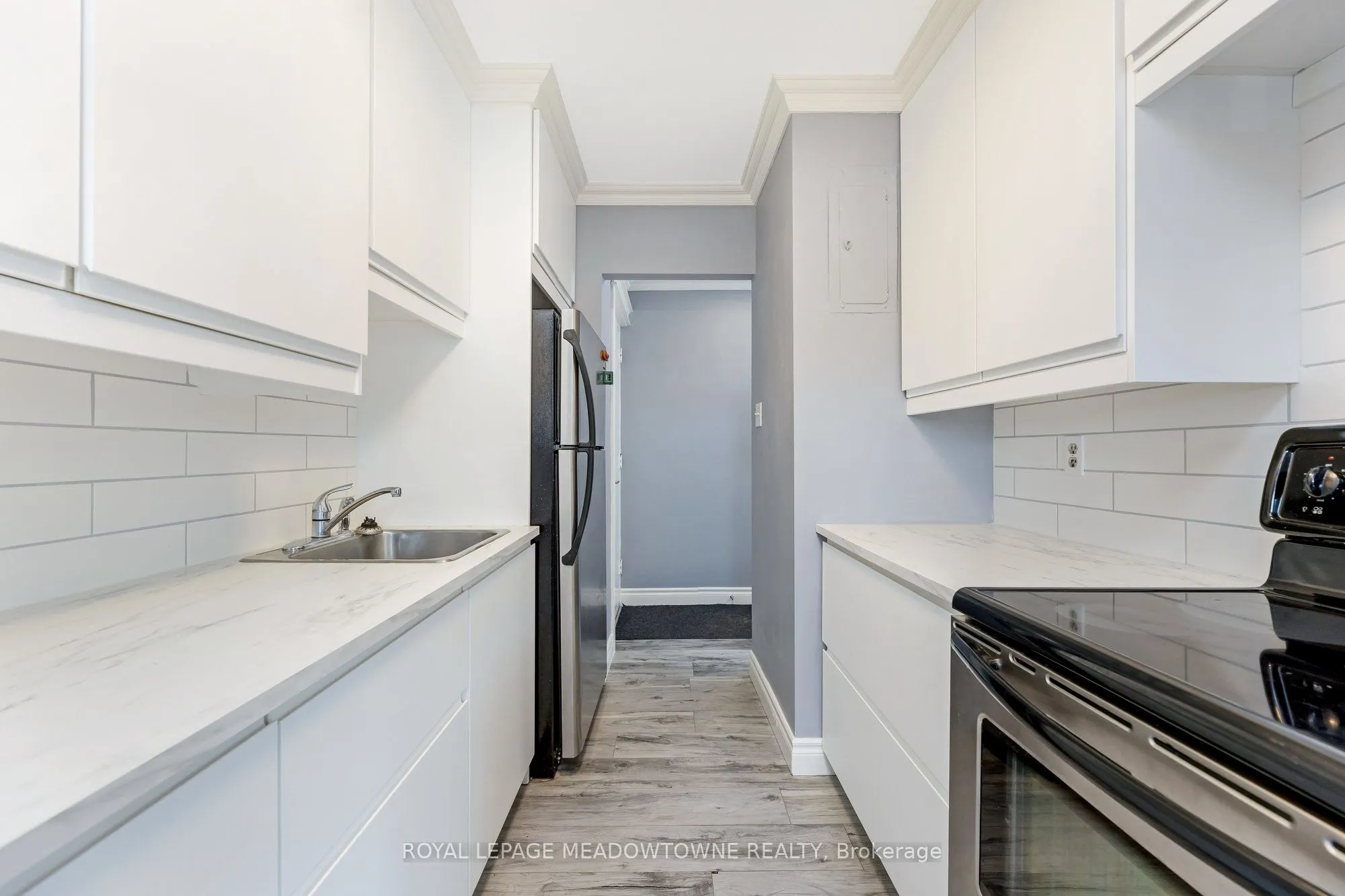 53 Conroy Crescent, #203