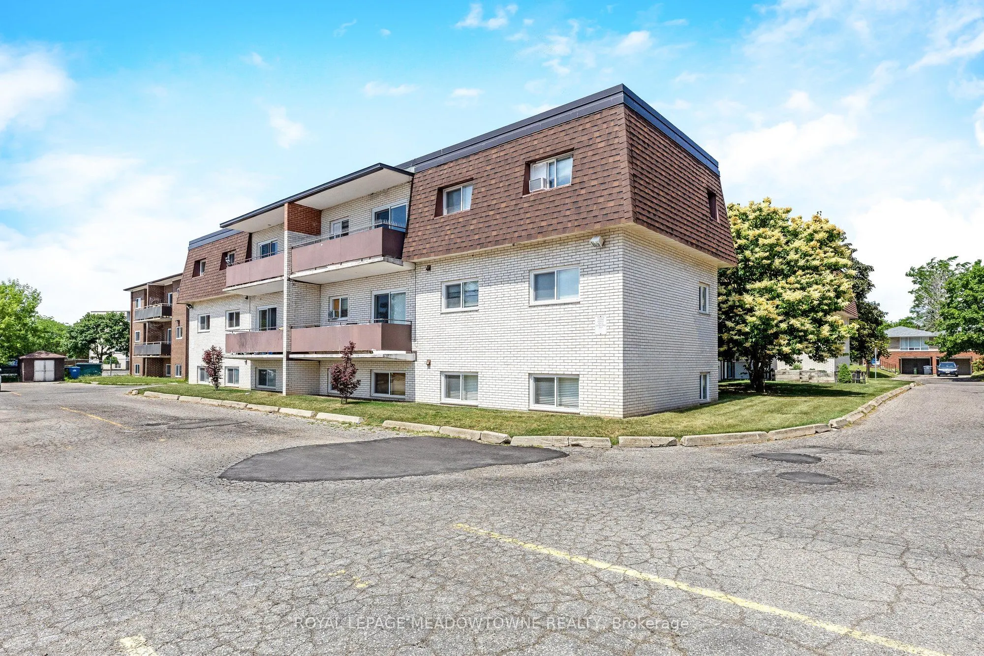 53 Conroy Crescent, #203