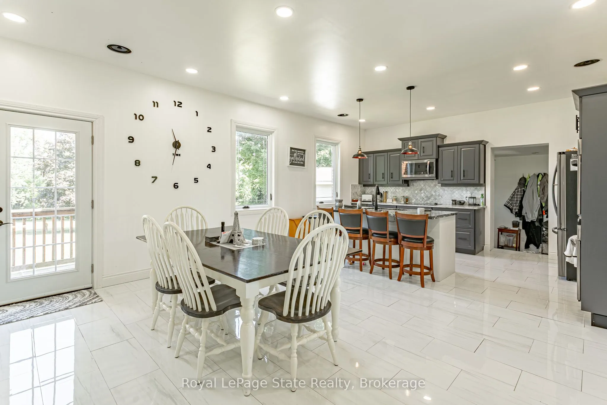 652 Villa Nova Road