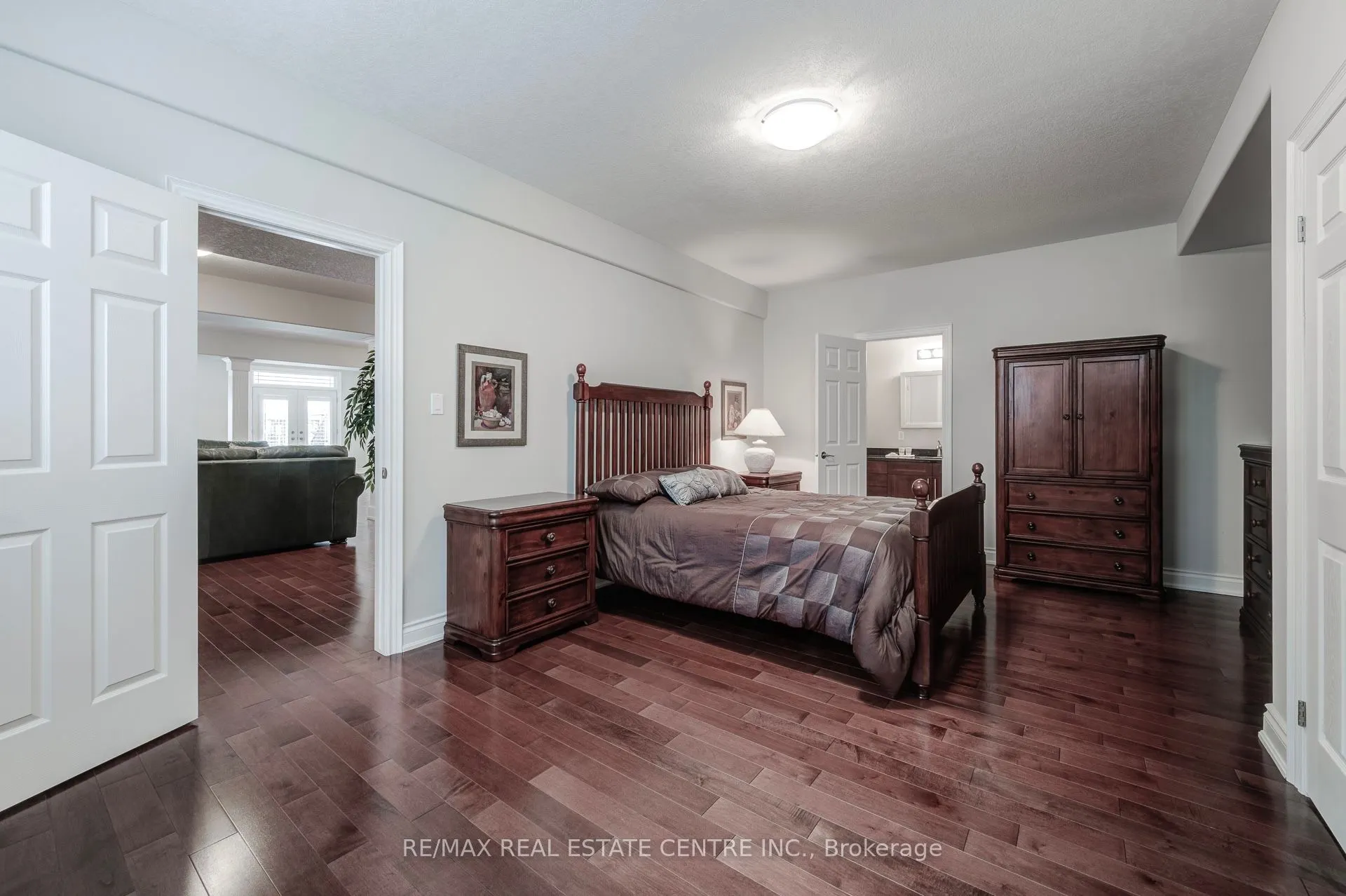 4072 Highland Park Drive