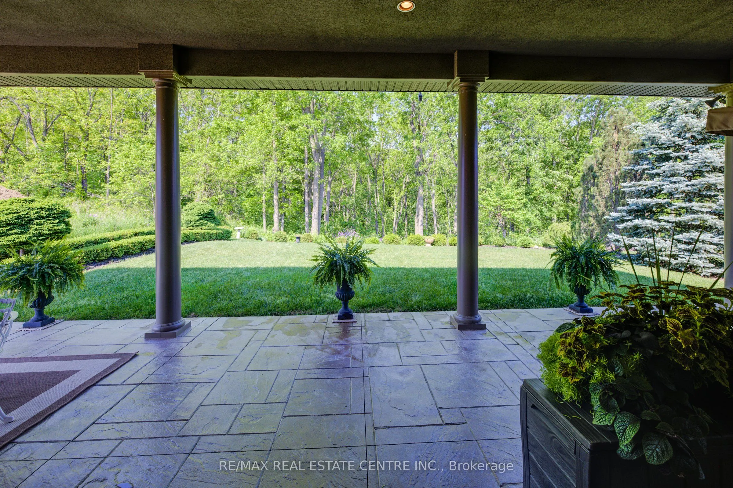 4072 Highland Park Drive