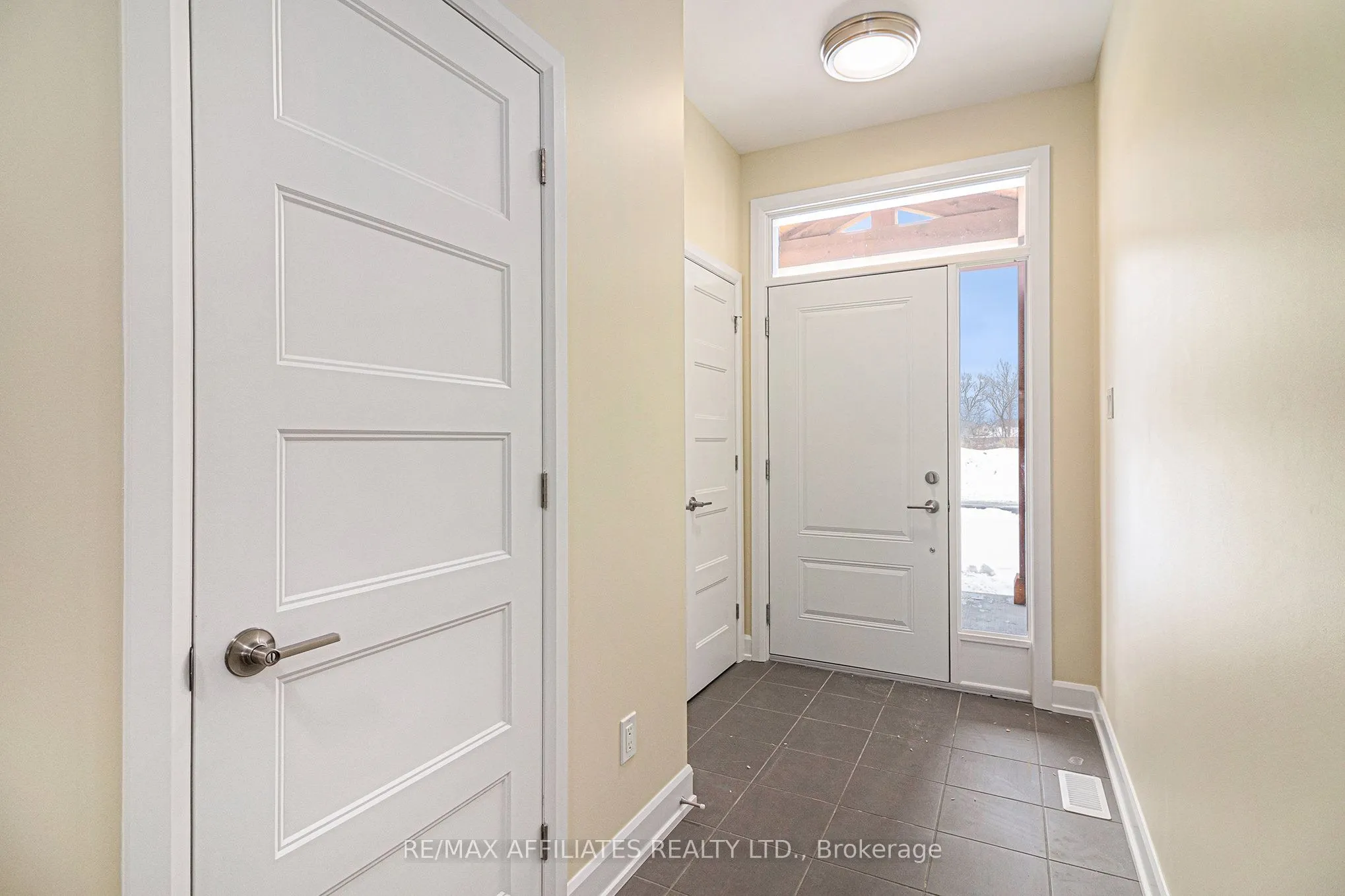 361 VOYAGEUR Place