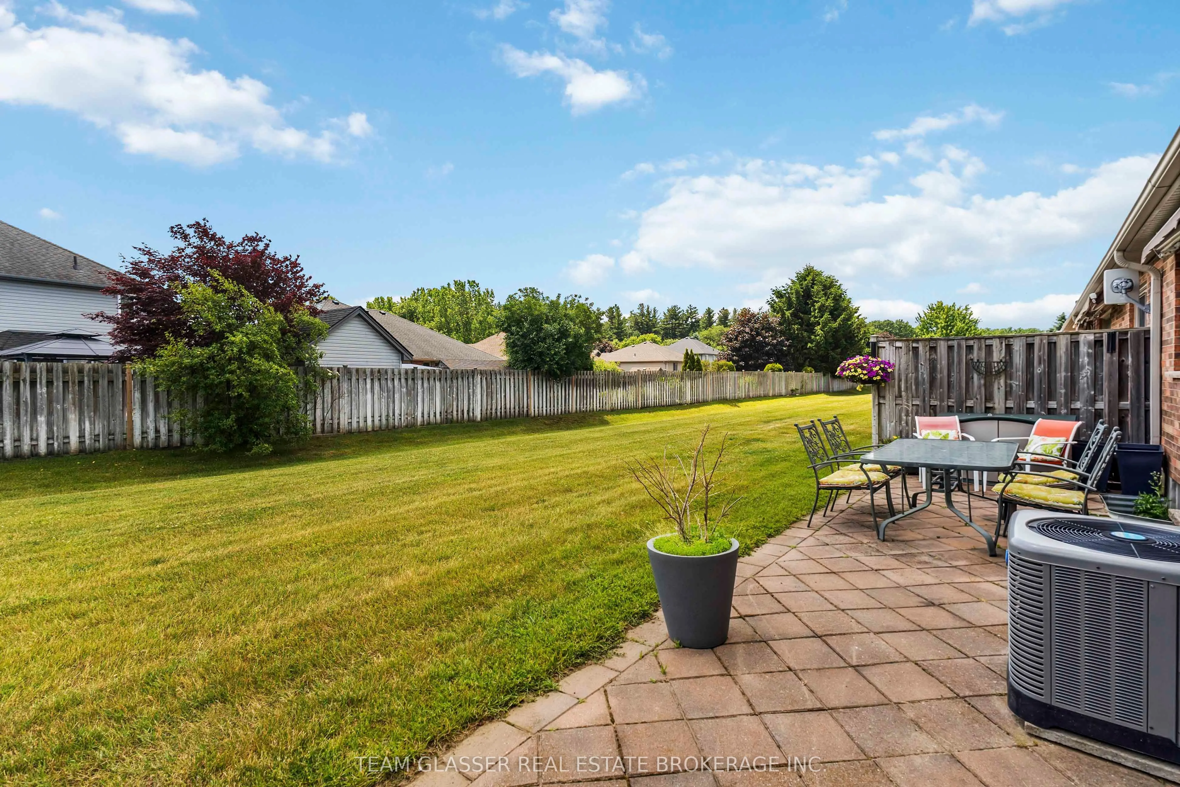 5 FOXHOLLOW Drive, #5
