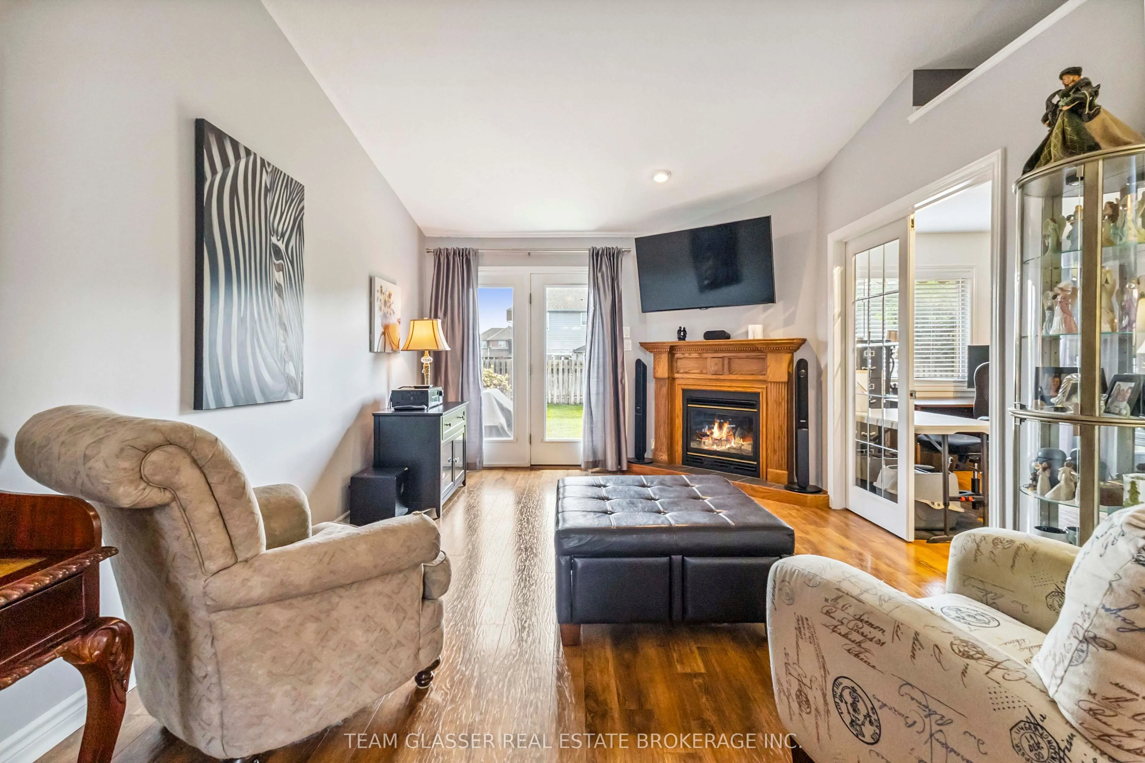 5 FOXHOLLOW Drive, #5