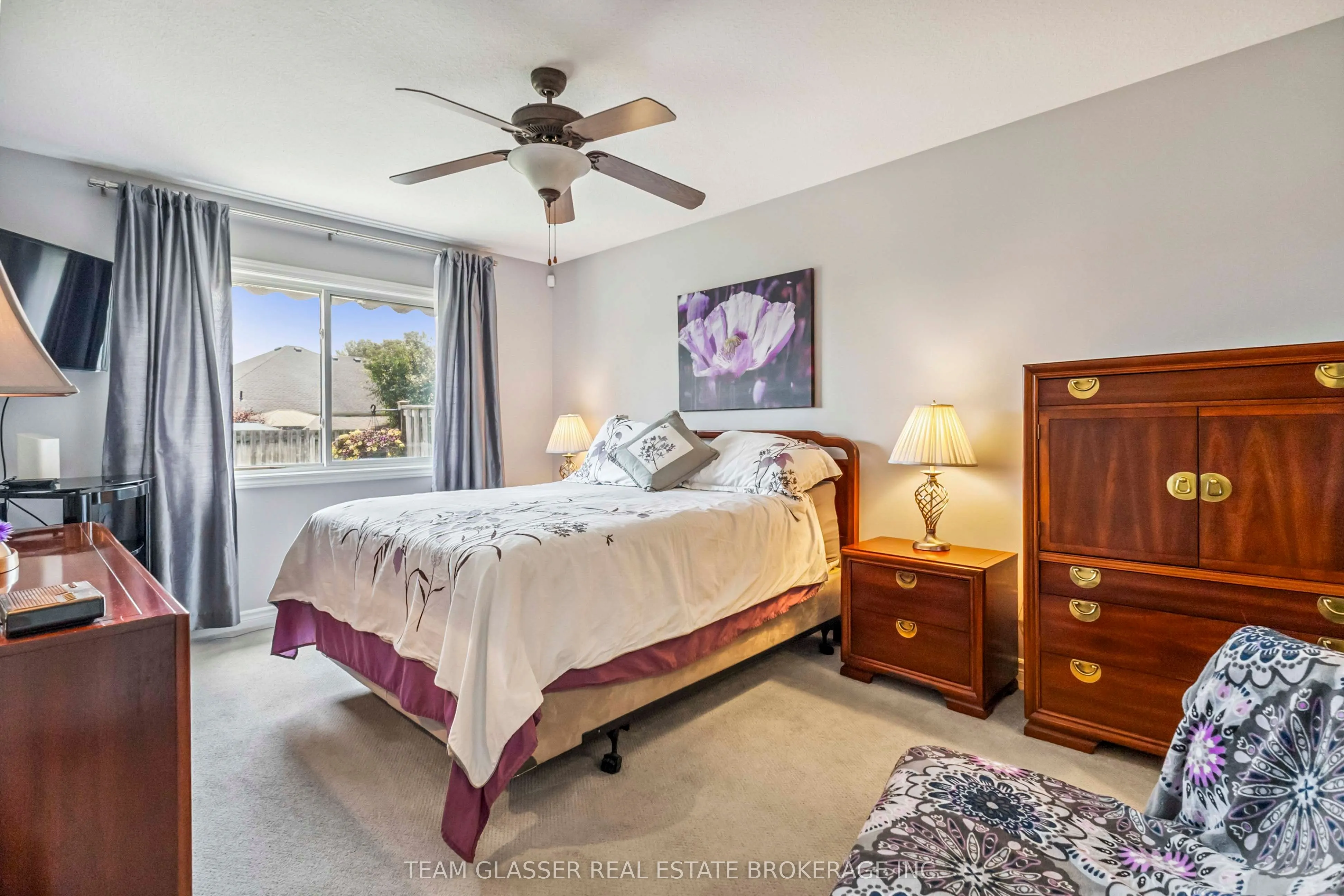 5 FOXHOLLOW Drive, #5