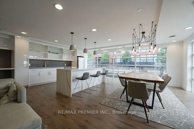 155 St Leger Street, #115