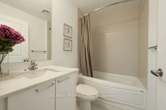 155 St Leger Street, #115