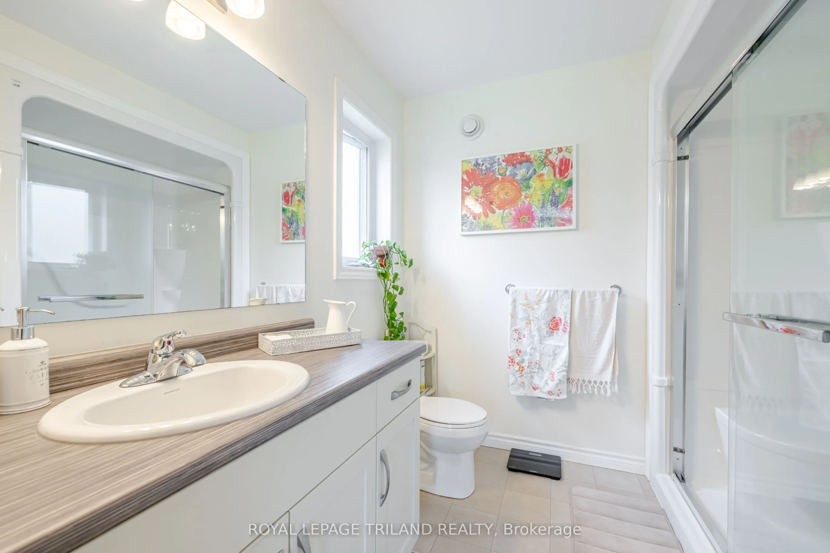 31 Acorn Trail