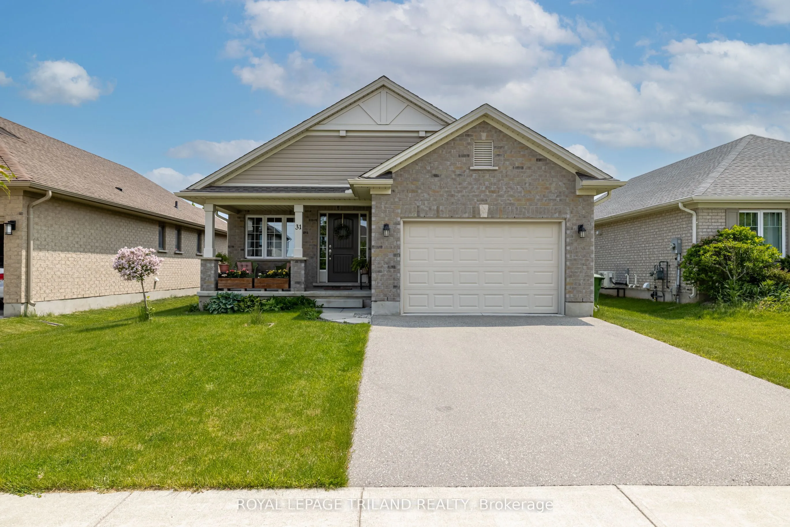 31 Acorn Trail