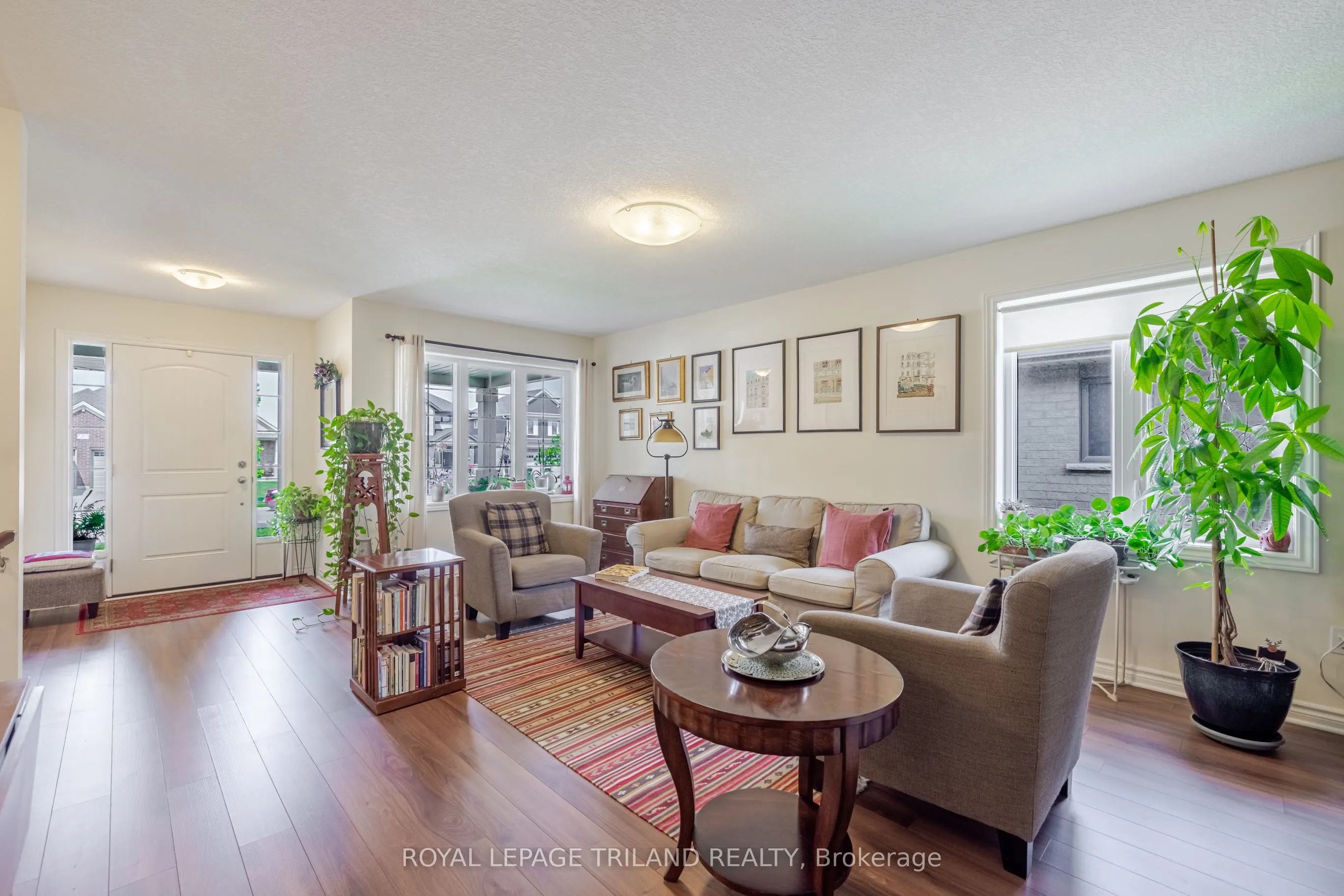 31 Acorn Trail