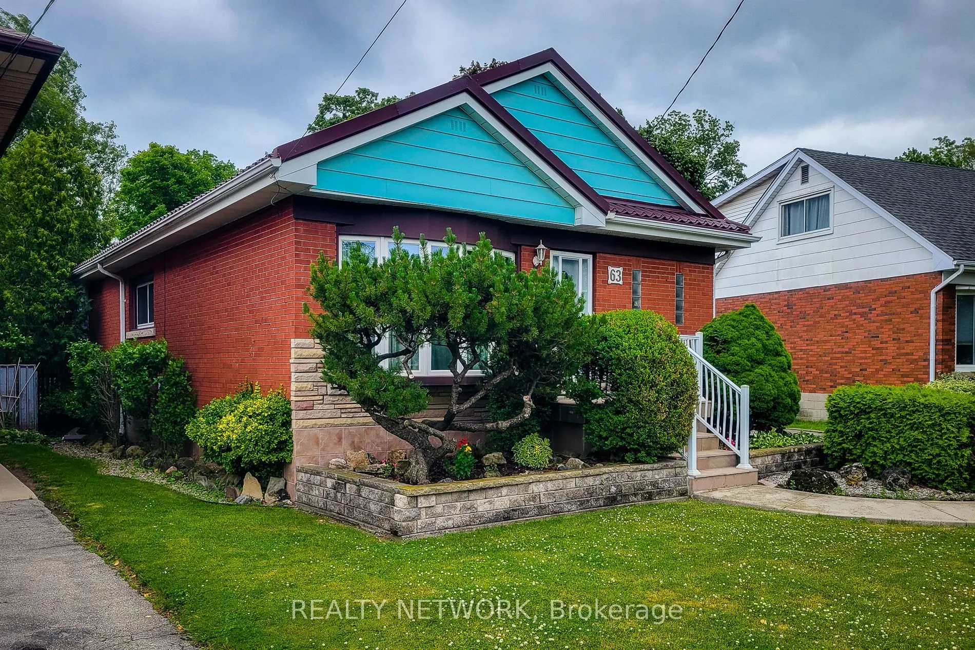 63 Hardale Crescent