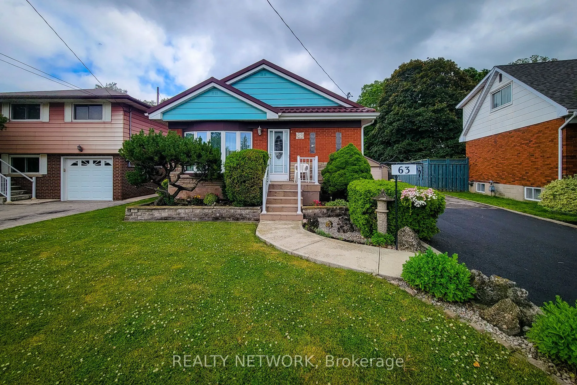 63 Hardale Crescent
