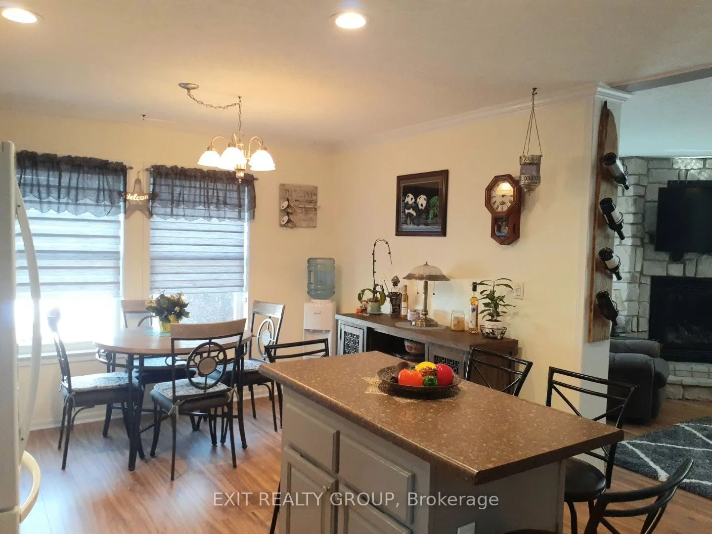 7-152 CONCESSION RD 11 W
