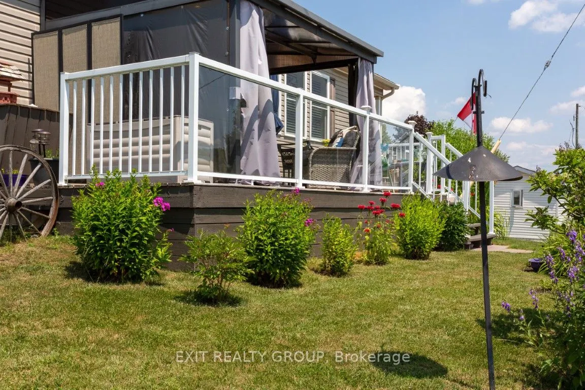 7-152 CONCESSION RD 11 W