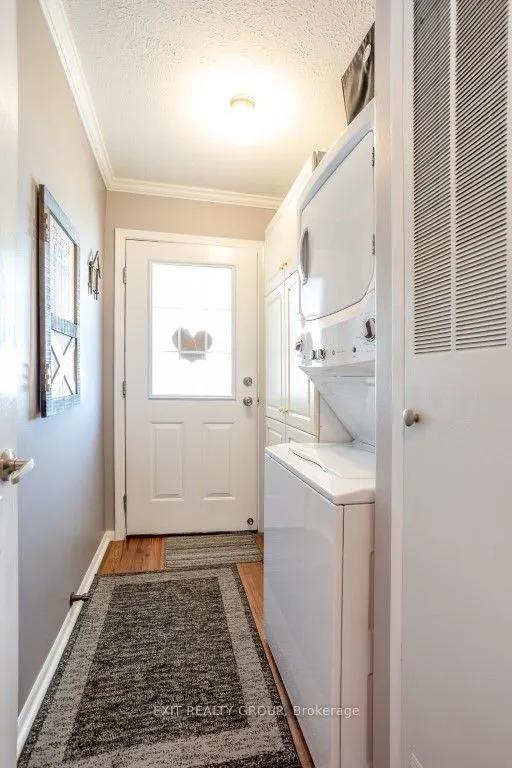 7-152 CONCESSION RD 11 W