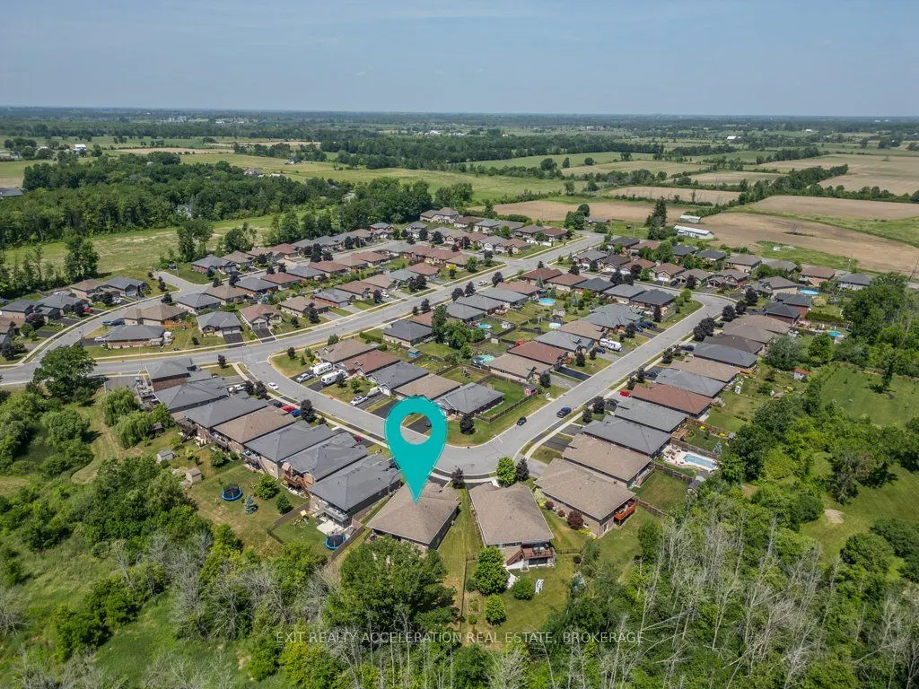 79 Hartwood Crescent
