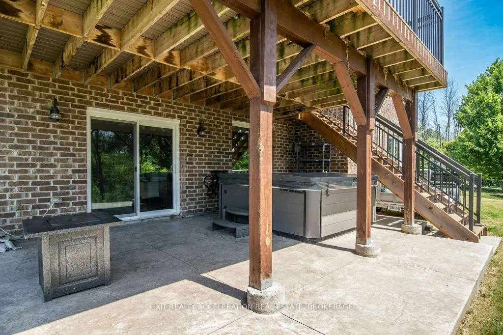 79 Hartwood Crescent