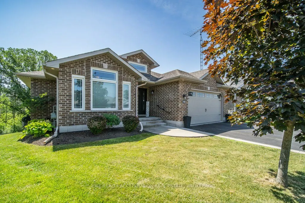 79 Hartwood Crescent