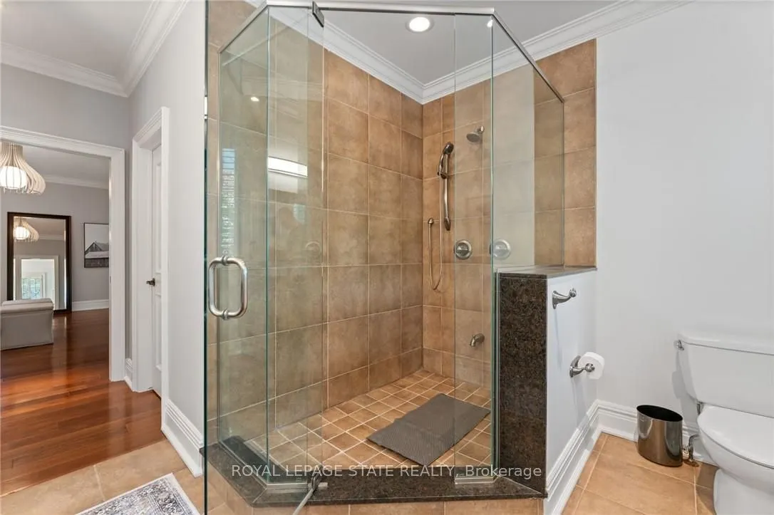 84 Jerseyville Road W