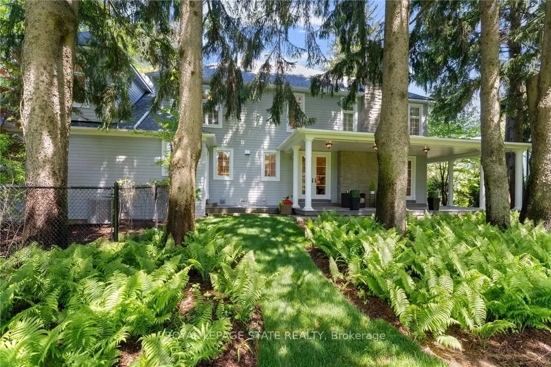 84 Jerseyville Road W