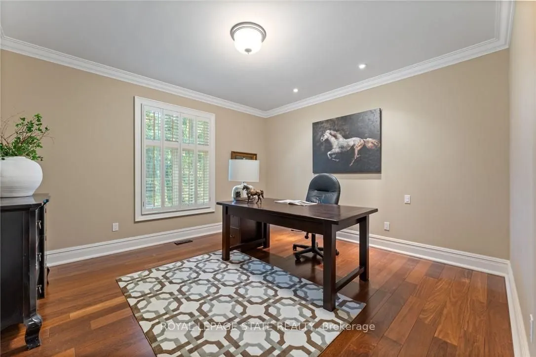 84 Jerseyville Road W
