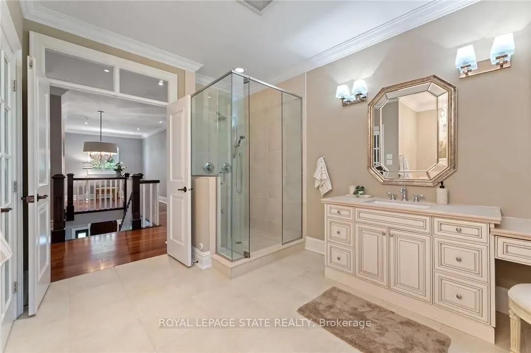 84 Jerseyville Road W