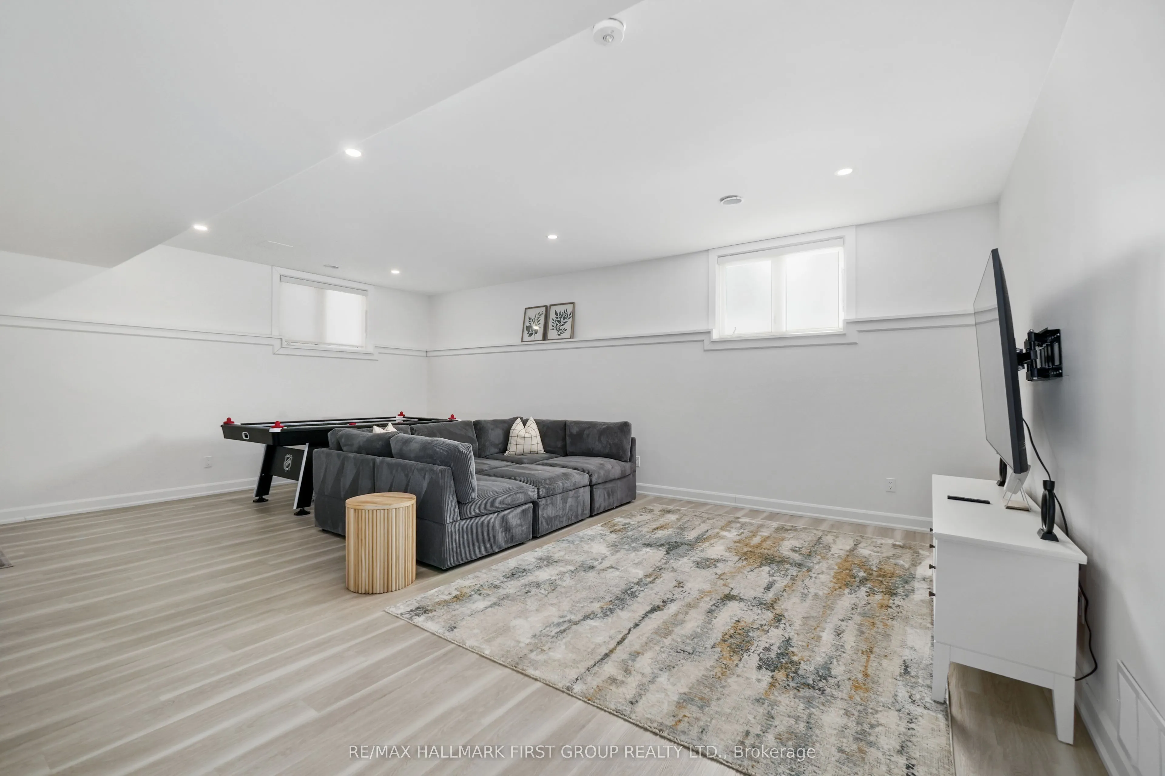 21 Hope Street N
