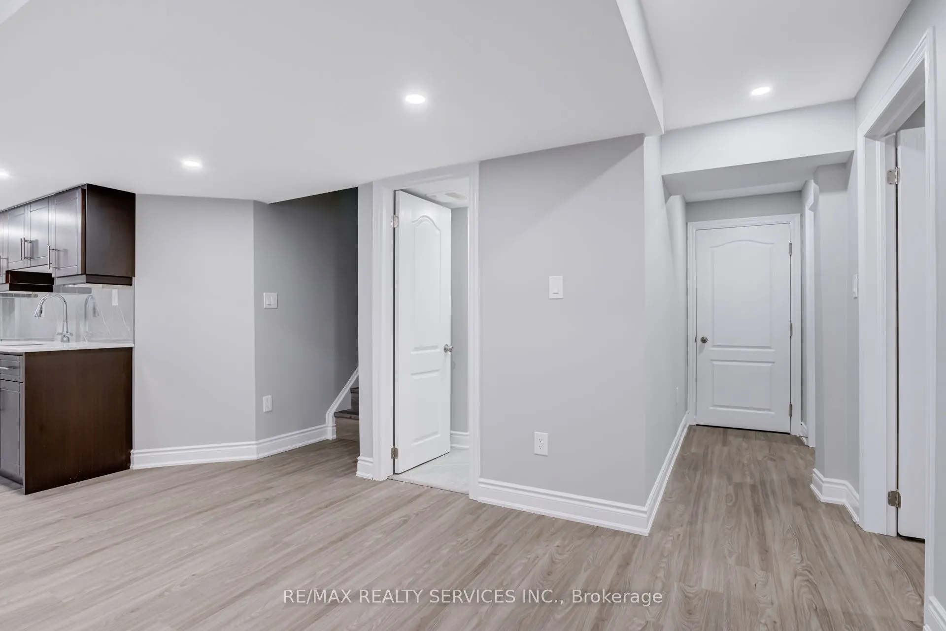 41 Evergreen Lane