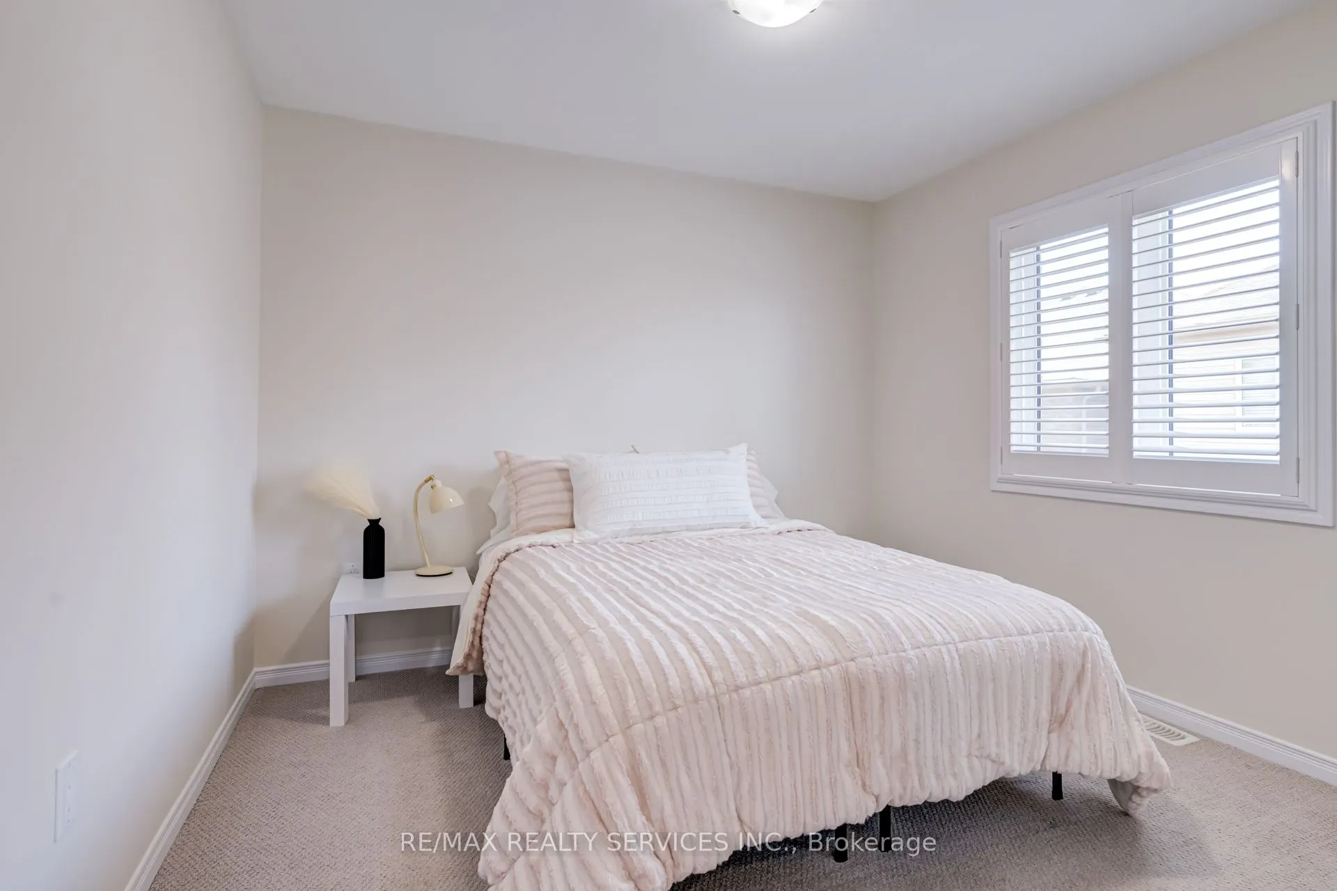 41 Evergreen Lane