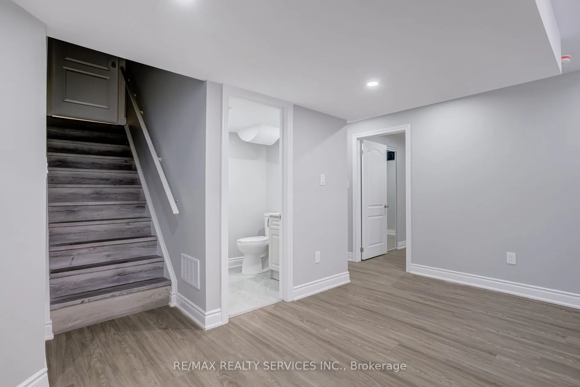 41 Evergreen Lane