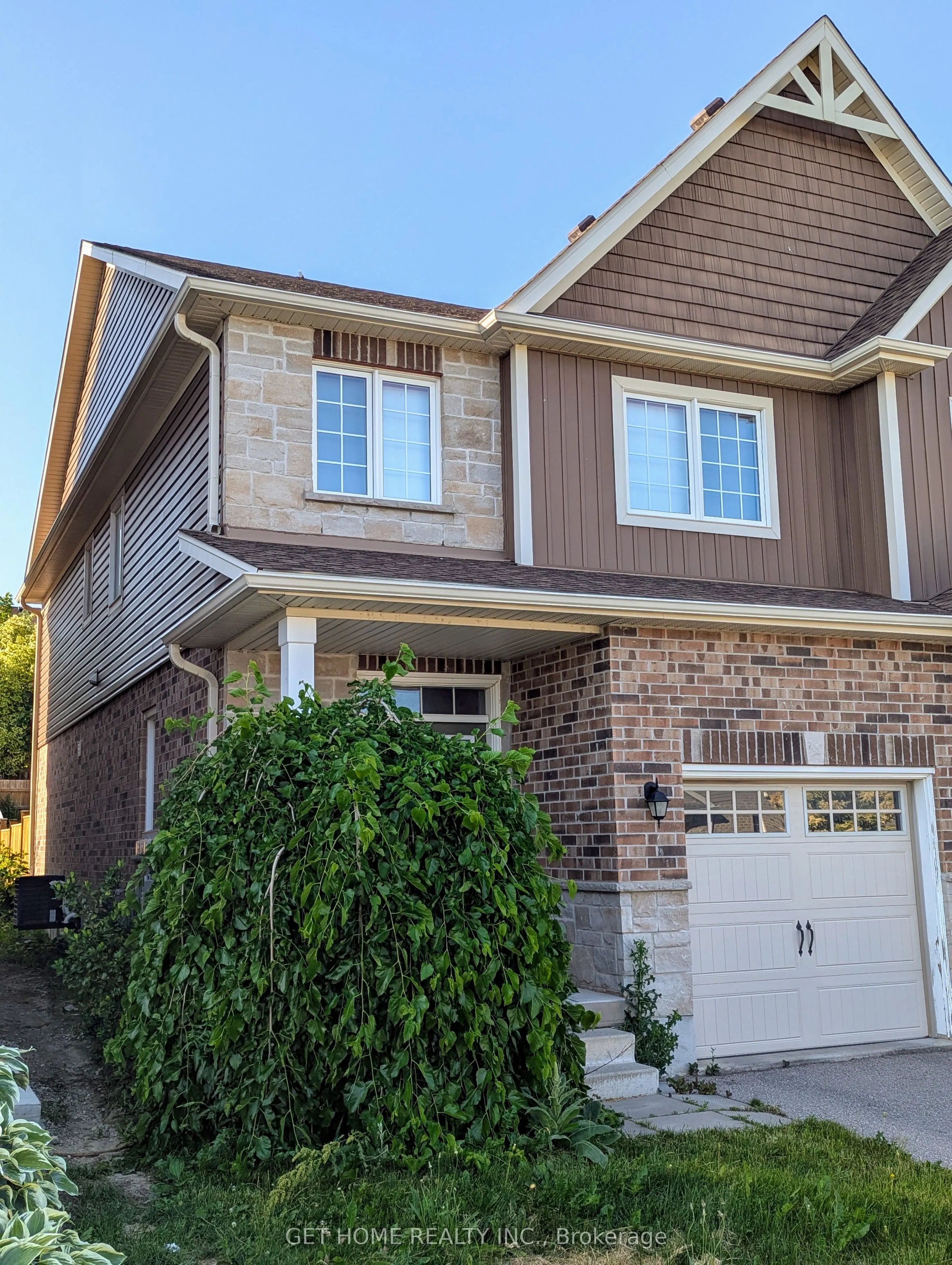 24 Renfrew Street